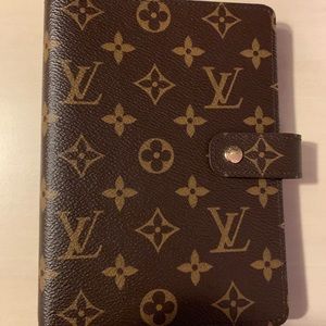 Louis Vuitton MM Agenda (Medium Ring Agenda Cover)
